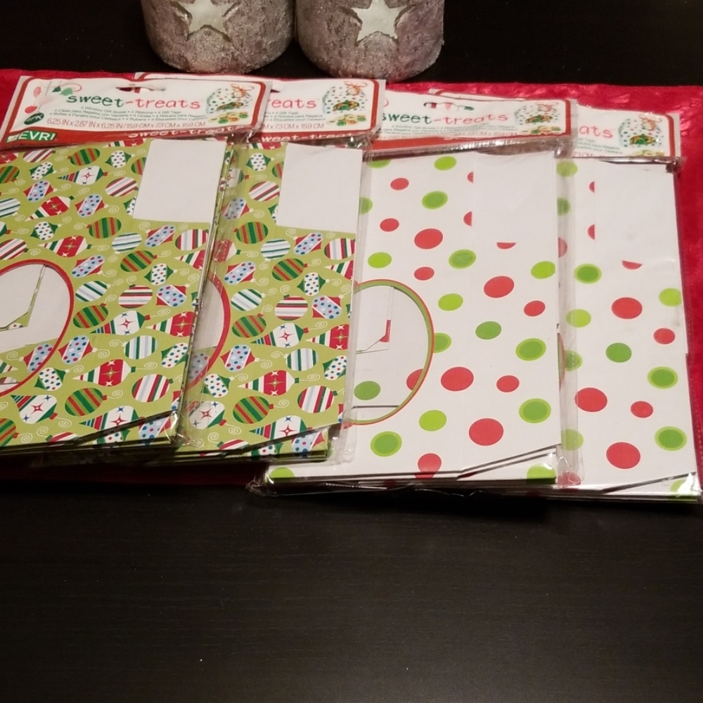 Holiday Christmas Sweet Treat Boxes Lot of 4 New